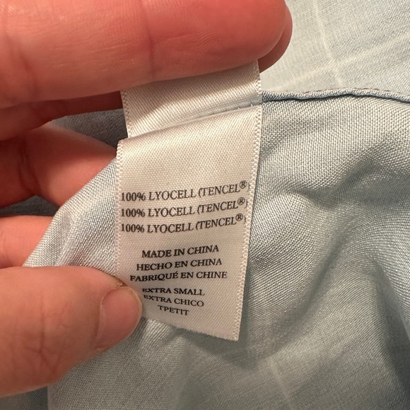 NWOT Rails Carter Blouse - Picture 7 of 8